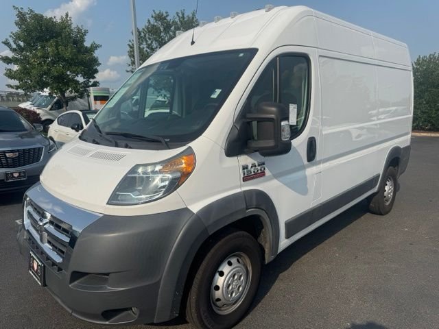 Used 2018 Bright White Clearcoat Ram Base image 26