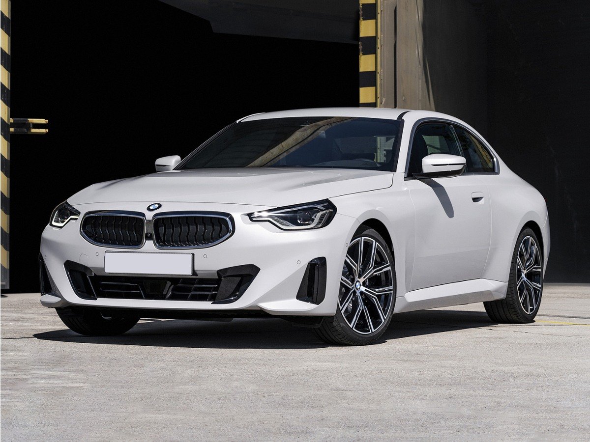 2023 BMW 2 Series 230i Coupe's photo