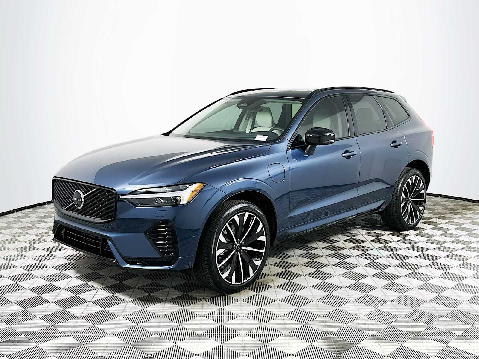 2026 Volvo XC60 Ultra