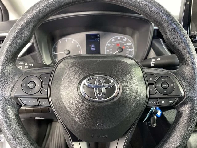 Used 2025 Silver Toyota LE image 14
