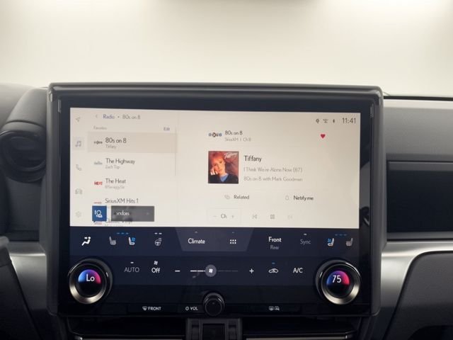 2025 Lexus GX Premium+ - Photo 21