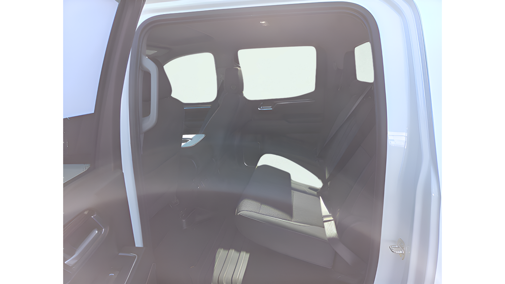 Used 2024 White Chevrolet LT image 30