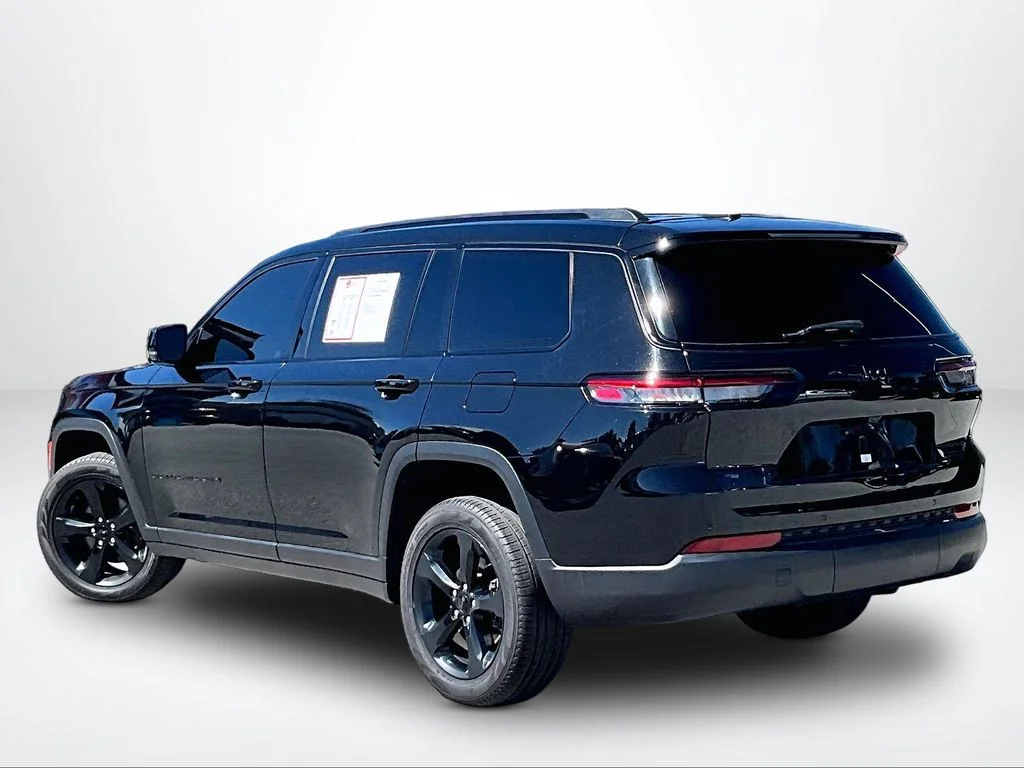 Used 2023 Black Jeep Limited image 14