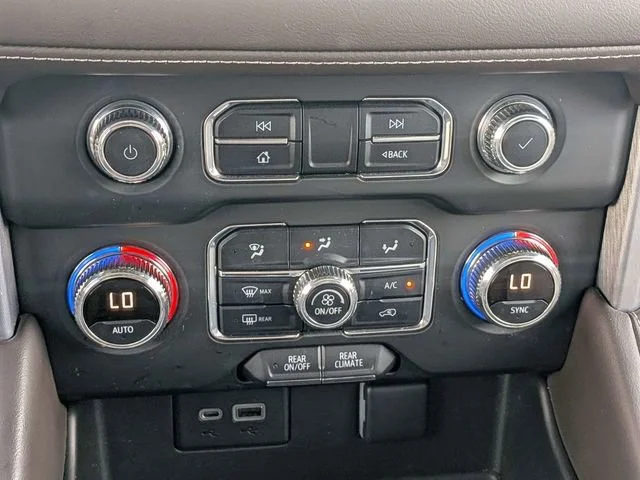 Used 2022 Summit White GMC SLE image 30