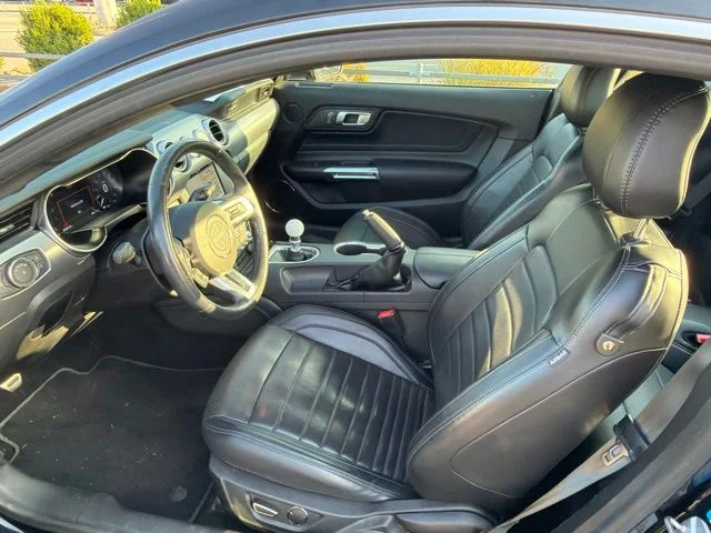 Used 2019 Black Ford Bullitt image 12