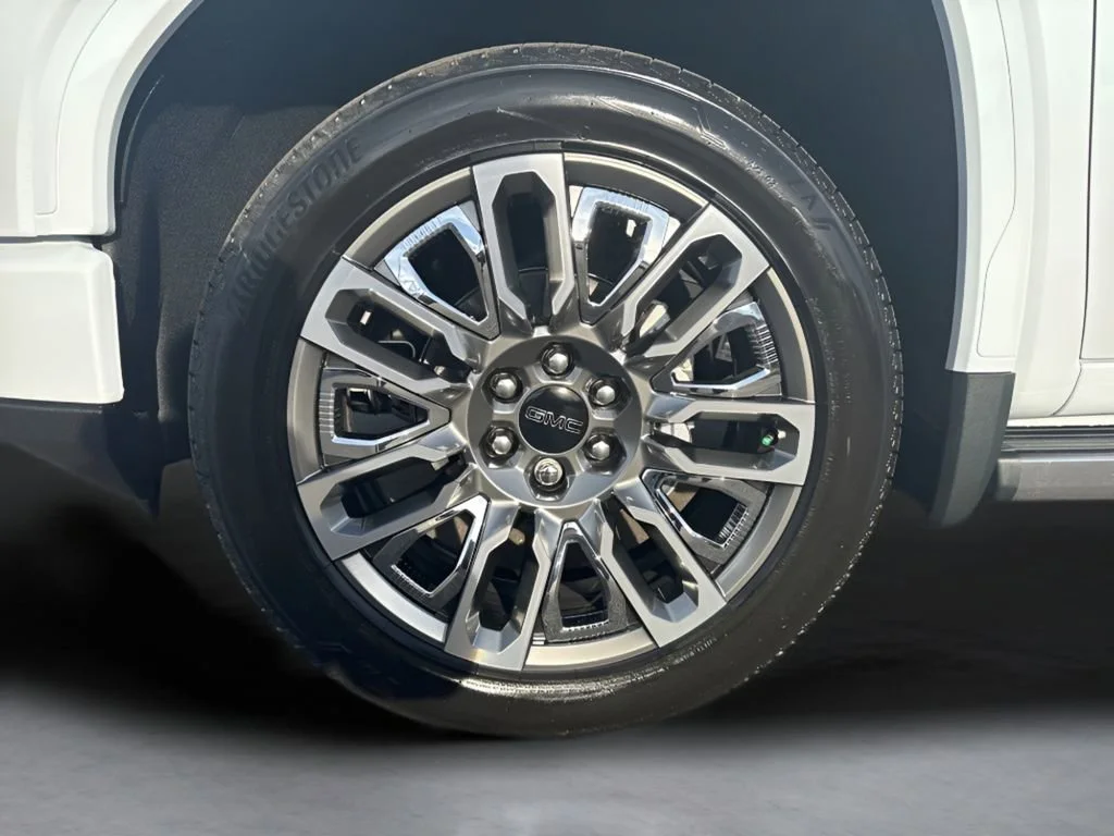 New 2026 Glacier White Tricoat GMC Denali Ultimate image 49