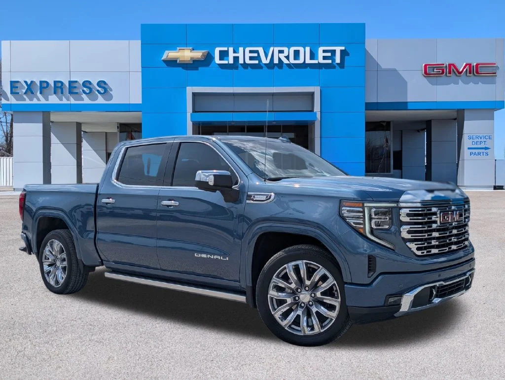 Used 2026 Blue GMC Denali image 1