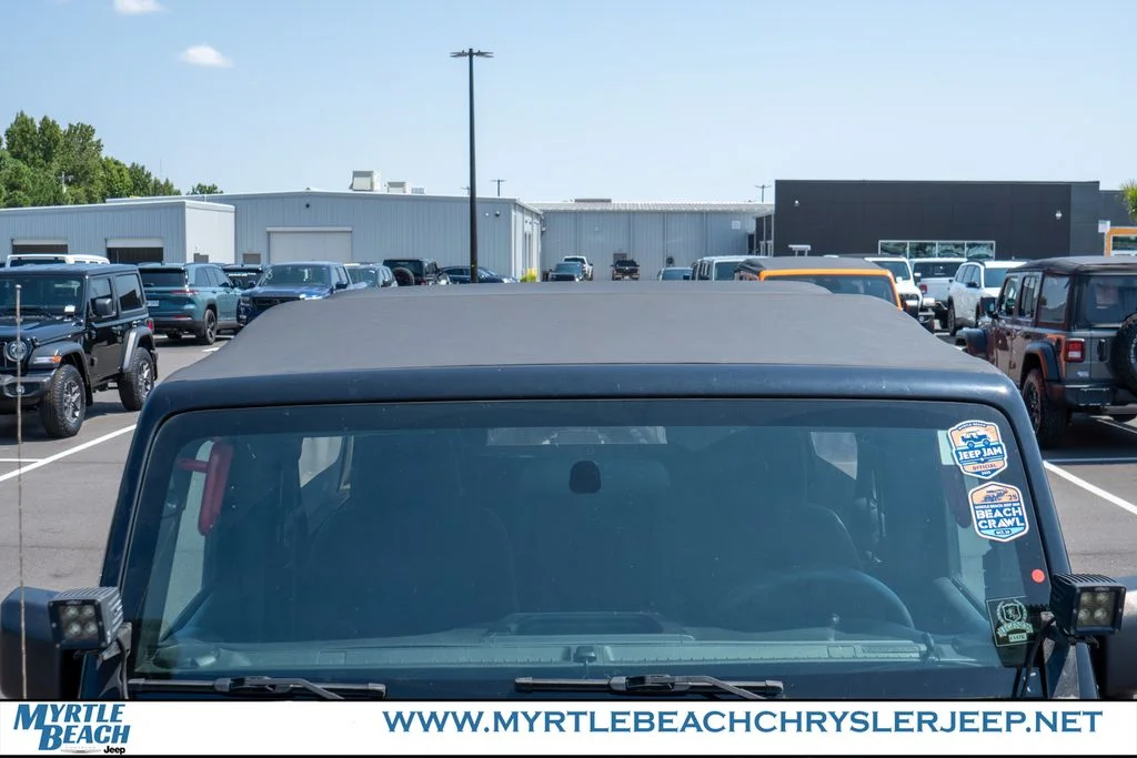 Used 2015 Black Clearcoat Jeep Unlimited Sport image 10