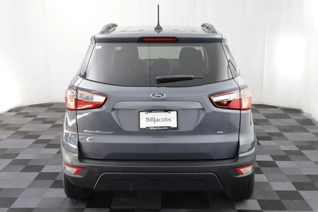 Used 2021 Smoke Metallic Ford SE image 17