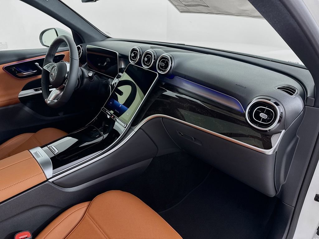 New 2026 Polar White Mercedes-Benz GLC 300 image 60
