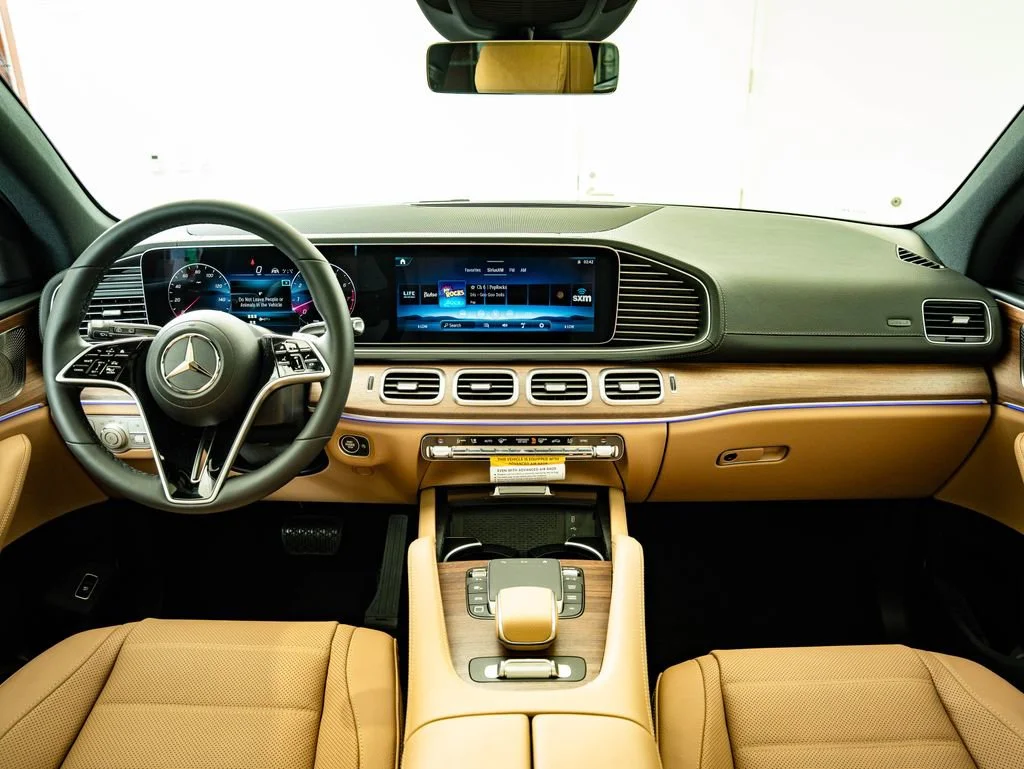 New 2026 Obsidian Black Metallic Mercedes-Benz GLS 450 image 4