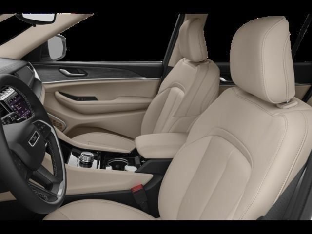Used 2022 White Jeep Laredo image 6