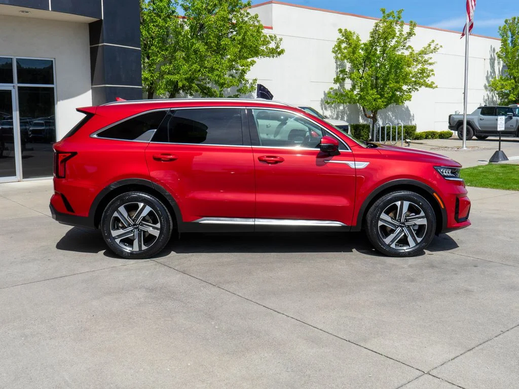 Used 2023 Red Kia EX image 8