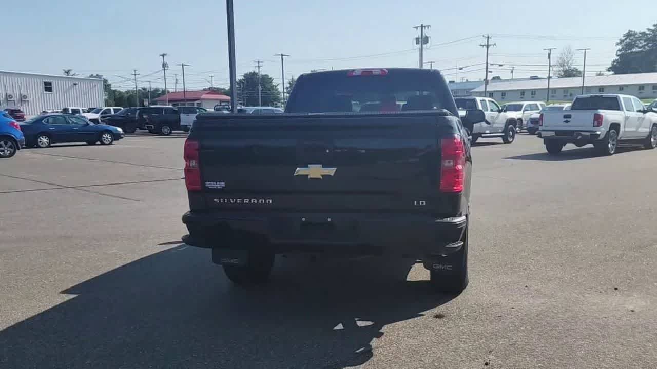 Used 2019 Black Chevrolet LT image 7