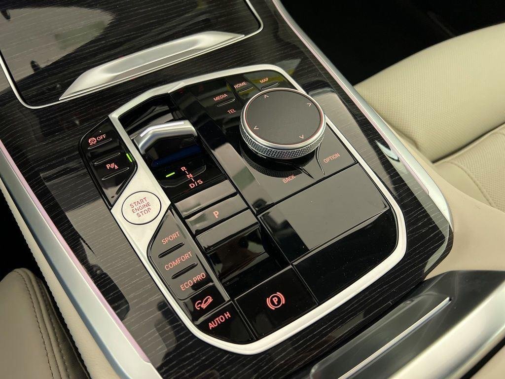 New 2026 Skyscraper Grey Metallic BMW xDrive40i image 12