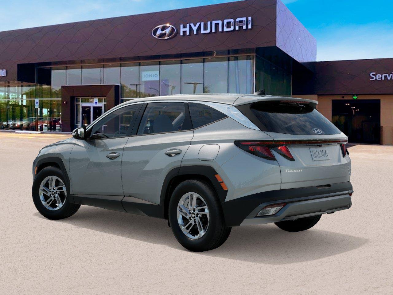 New 2026 Shimmering Silver Hyundai SE FWD image 5