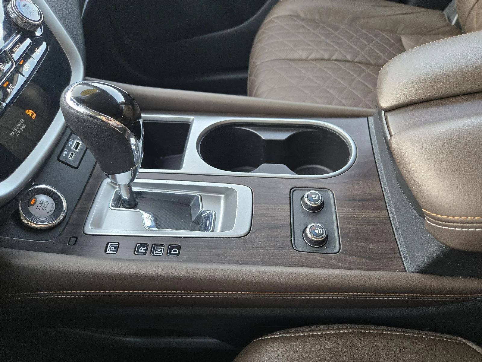 Used 2021 Deep Blue Pearl Nissan Platinum image 21