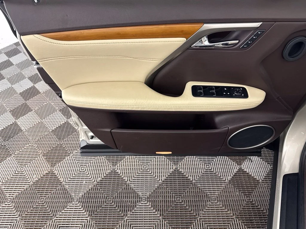 Used 2016 Beige Lexus 350 image 30