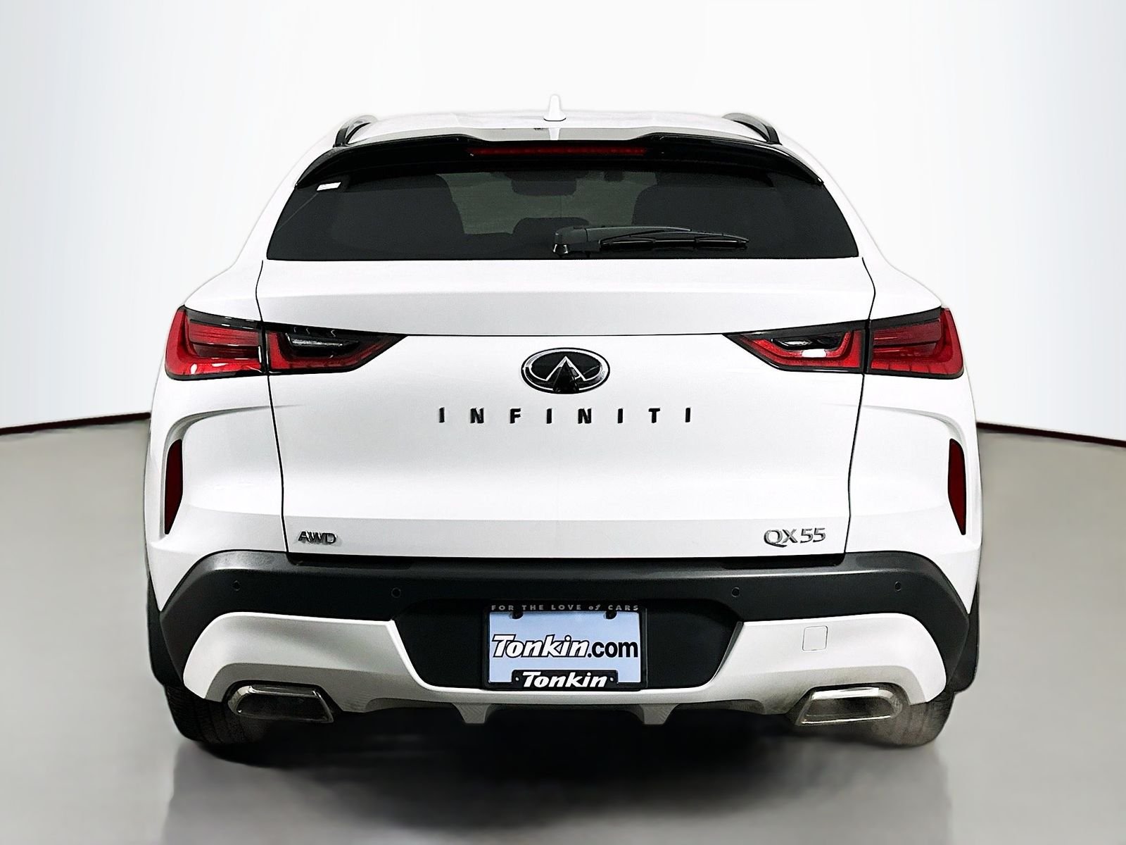 Used 2025 Radiant White INFINITI ESSENTIAL image 5