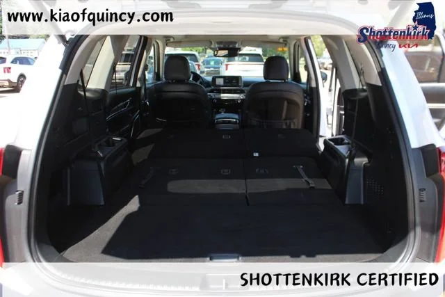 Used 2021 White Kia EX image 20