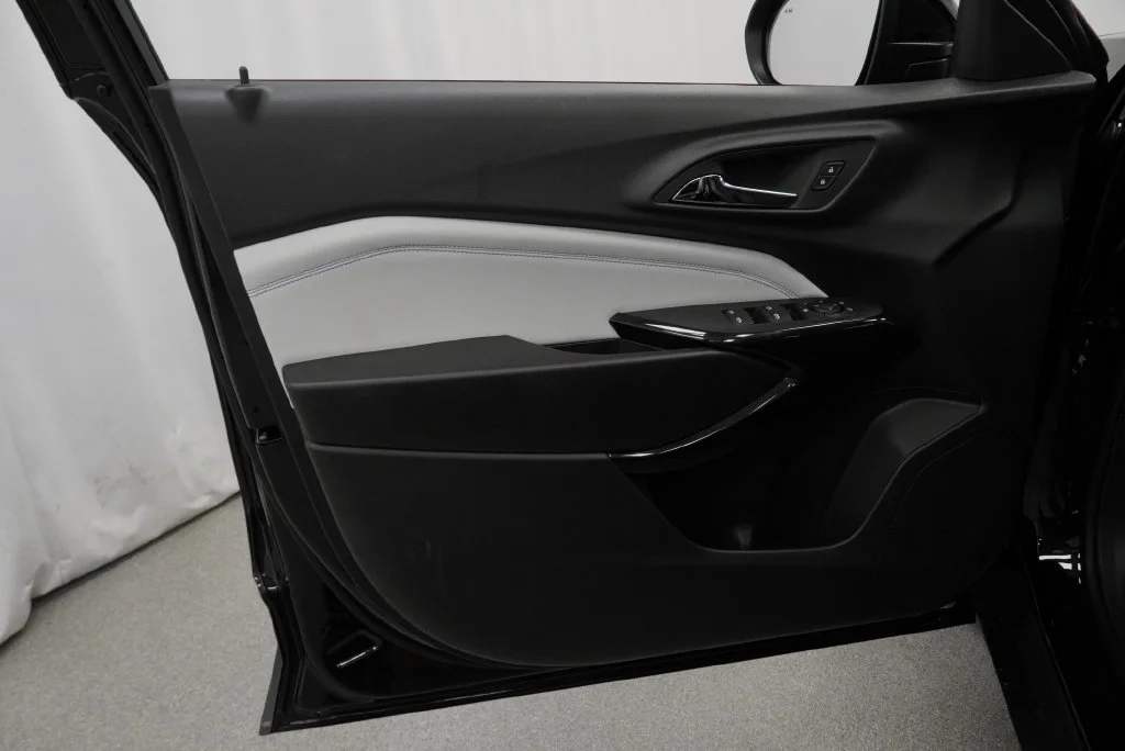 New 2026 Mosaic Black Metallic Chevrolet LT image 22