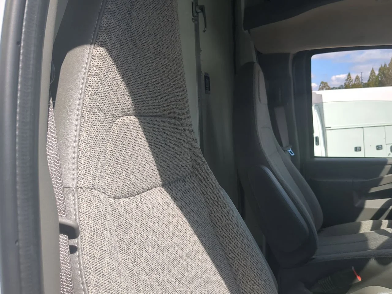 New 2025 Summit White GMC Work Truck image 24