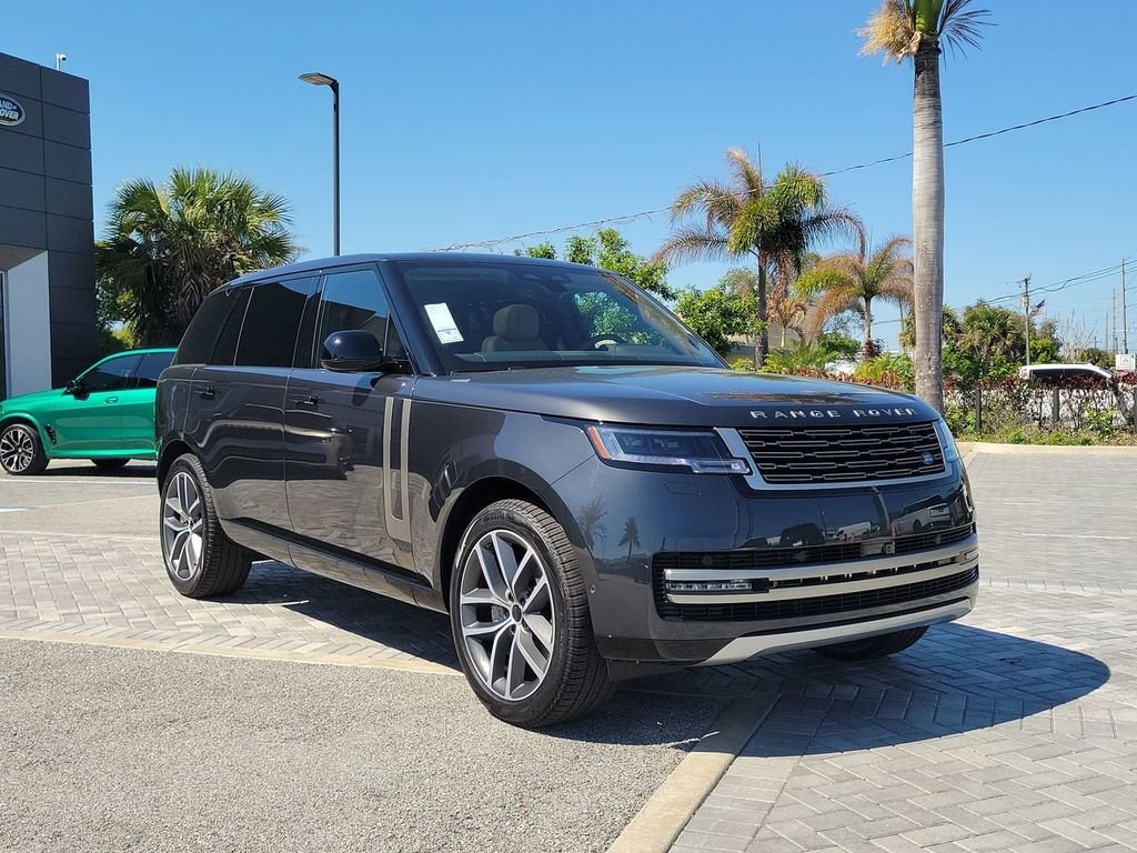 New 2026 Carpathian Grey Land Rover SE image 7