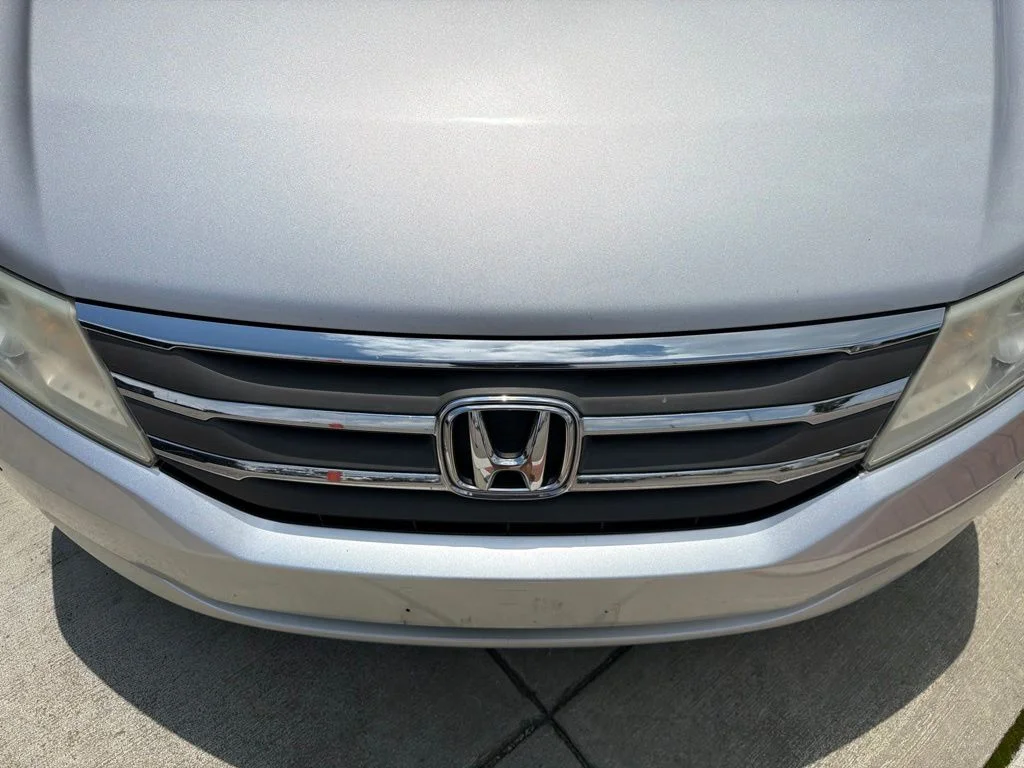 Used 2013 Silver Honda Touring image 12