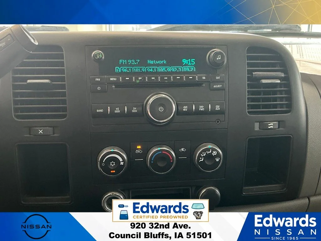 Used 2009 Blue Chevrolet Work Truck image 15