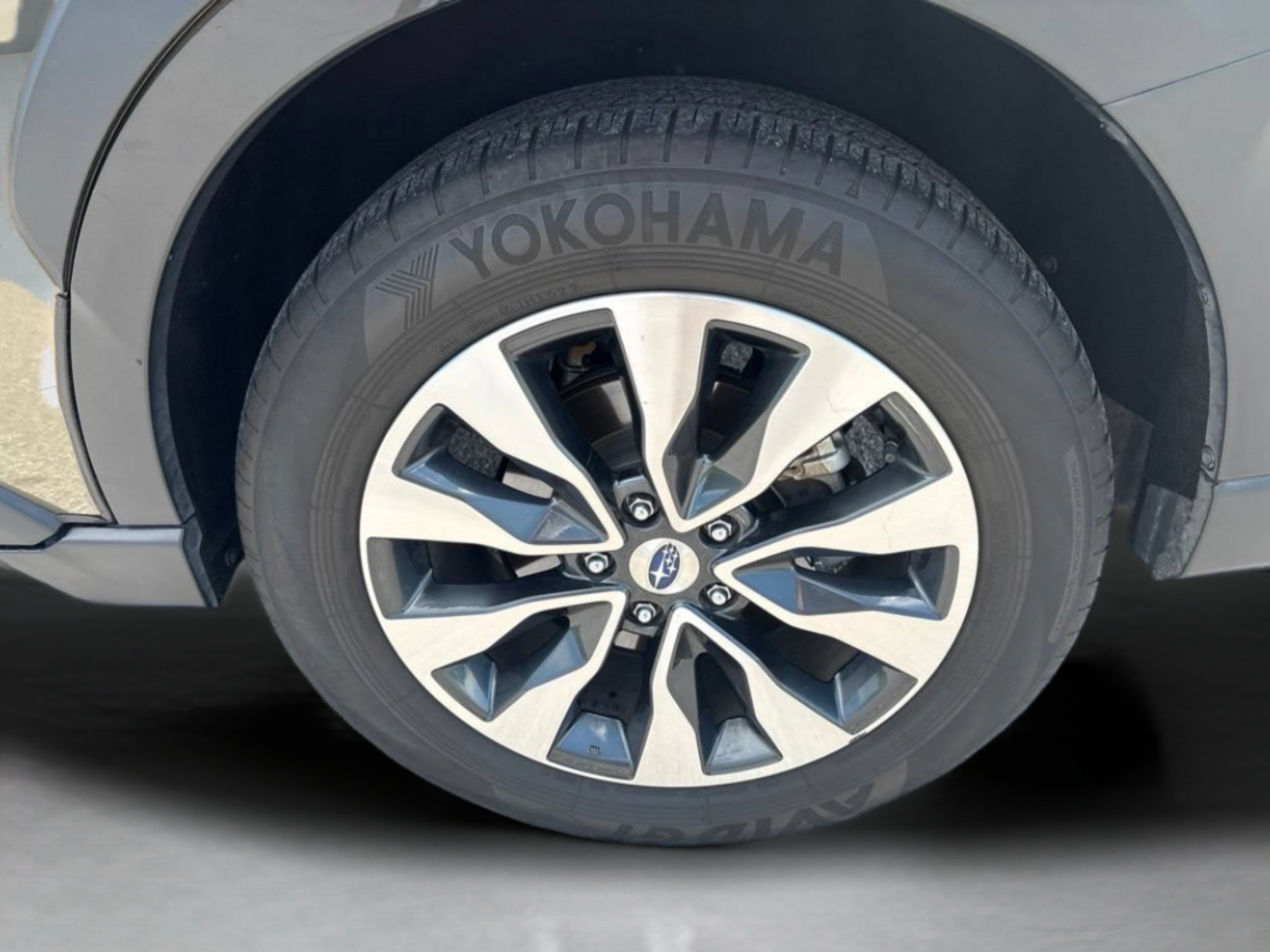 Used 2024 Autumn Green Metallic Subaru Touring image 32