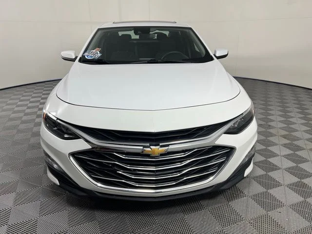 Used 2024 White Chevrolet LT image 2