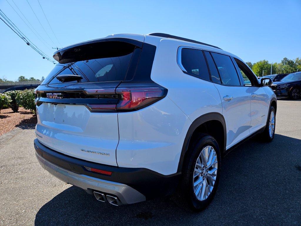 2026 GMC Acadia Elevation - Photo 7