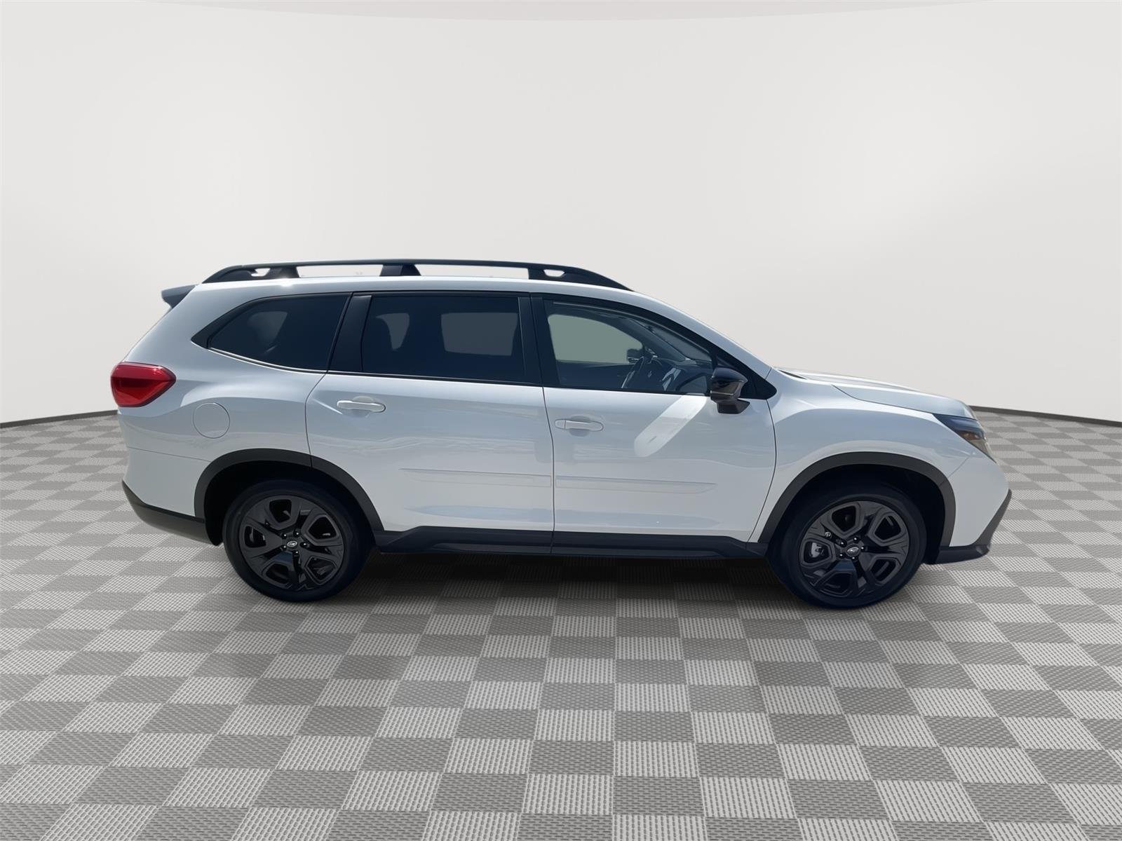 Used 2026 Crystal White Pearl Subaru Onyx Edition Touring image 17