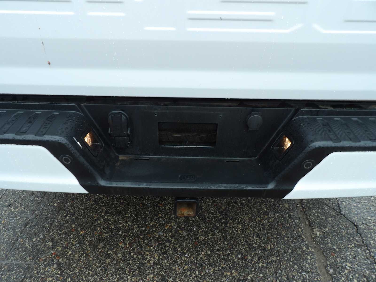 Used 2023 Oxford White Ford XL image 13