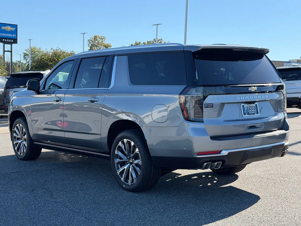 2026 Chevrolet Suburban High Country - Photo 7