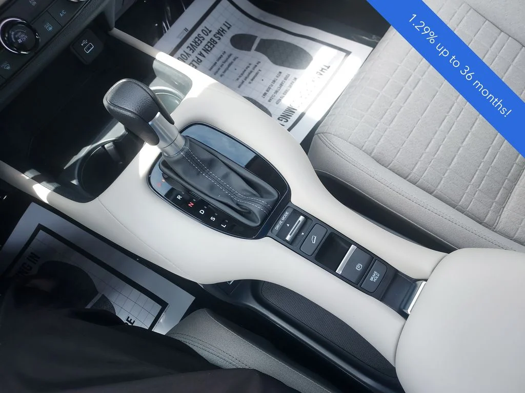 2023 Honda HR-V LX - Photo 14