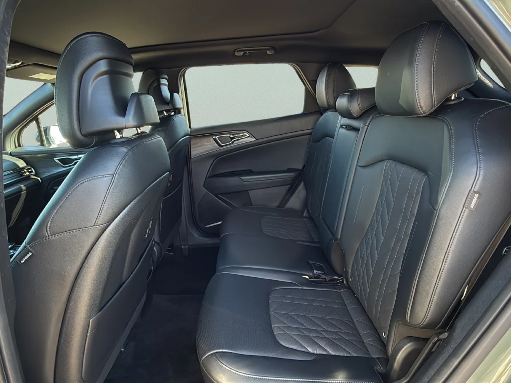 Used 2025 Jungle Green/Ebony Black Roof Kia X-Pro Prestige image 28