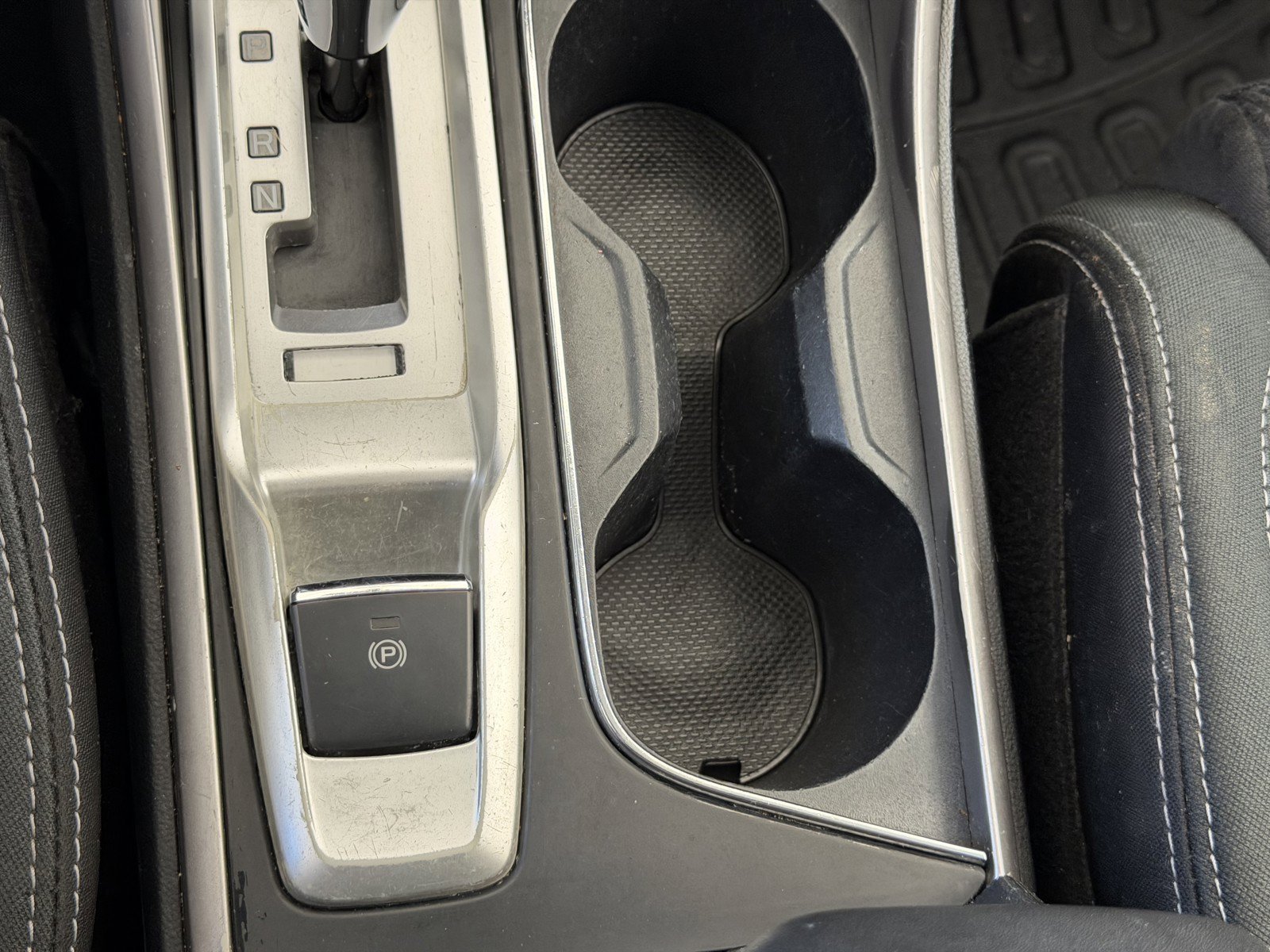 Used 2020 Ice Silver Metallic Subaru Premium image 14