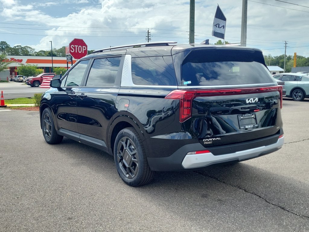 New 2026 Aurora Black Pearl Kia EX image 4