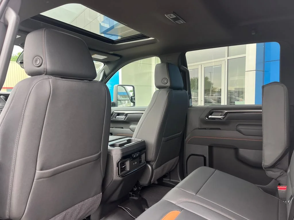 2026 GMC Sierra 2500HD AT4 - Photo 17