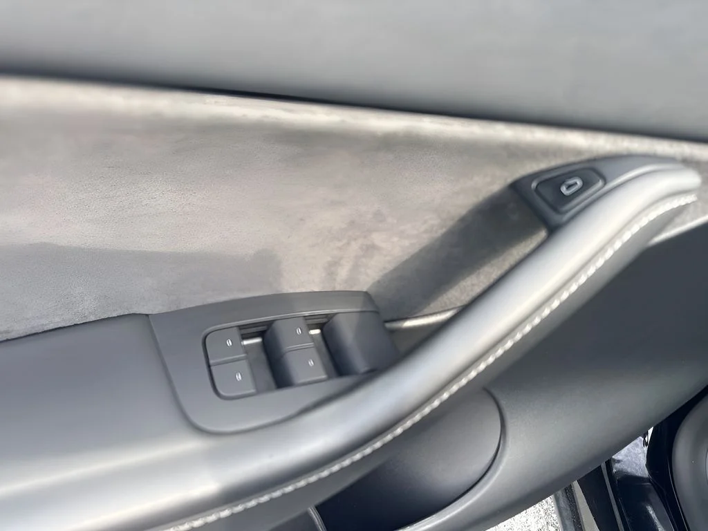 Used 2022 Black Tesla Performance image 22