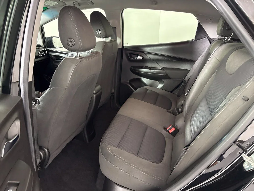 Used 2023 Black Chevrolet 1LT image 22