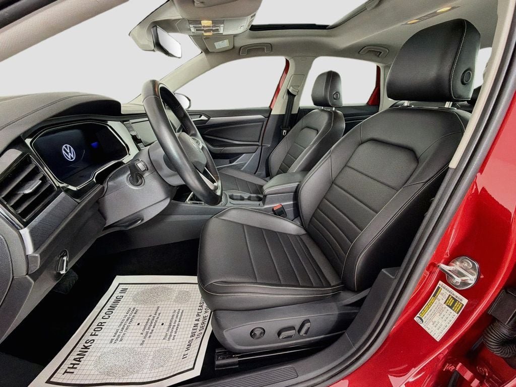 Used 2023 Kings Red Metallic Volkswagen SE Automatic image 20
