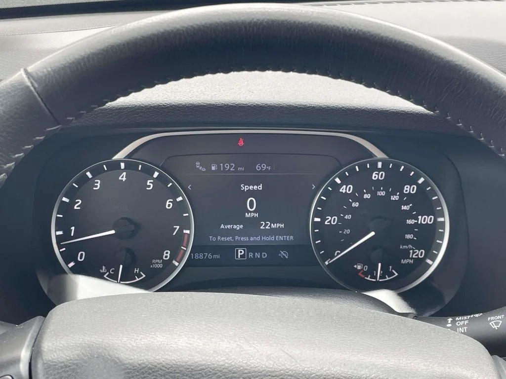Used 2024 Gray Nissan SV image 21