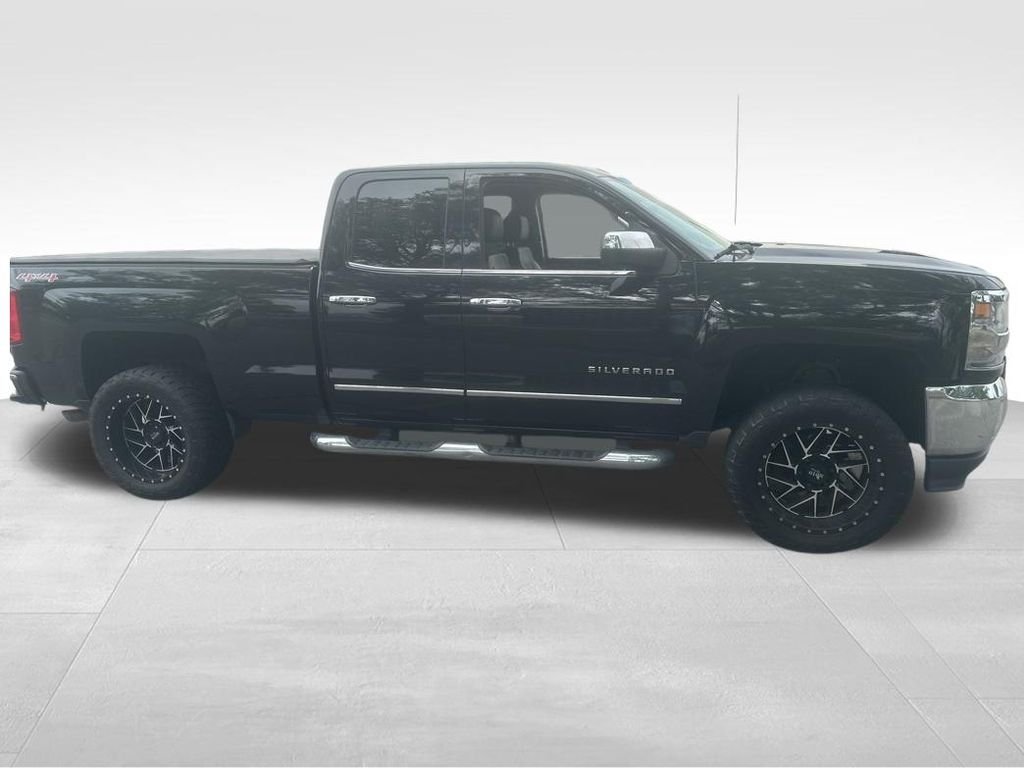 Used 2016 Black Chevrolet LTZ image 27
