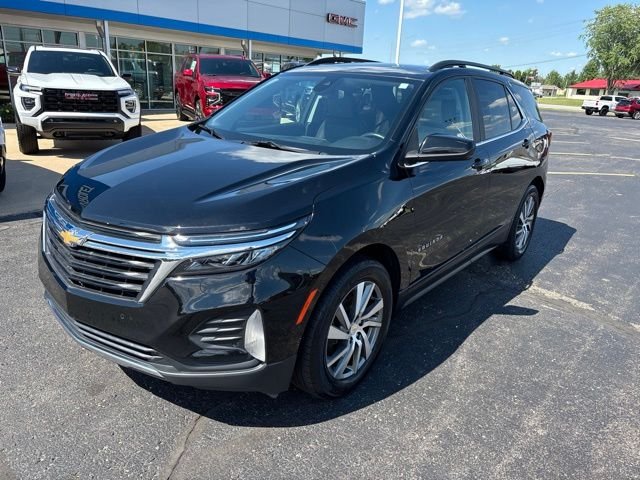 Used 2022 Black Chevrolet LT image 2