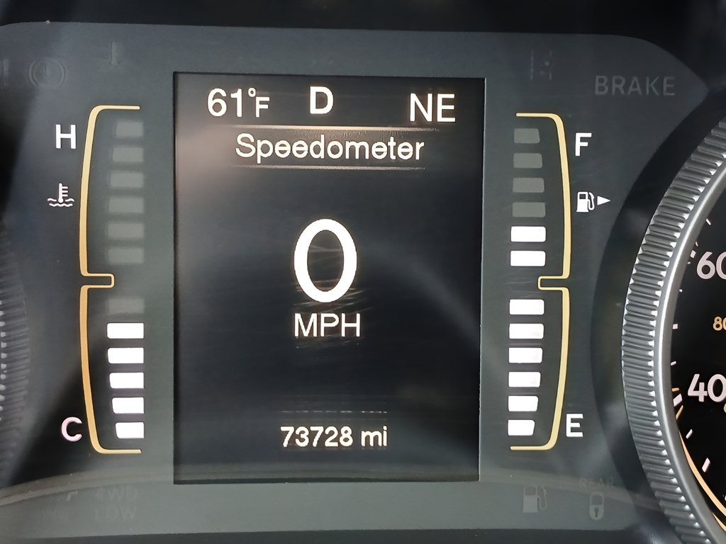 Used 2017 Black Jeep Latitude image 14