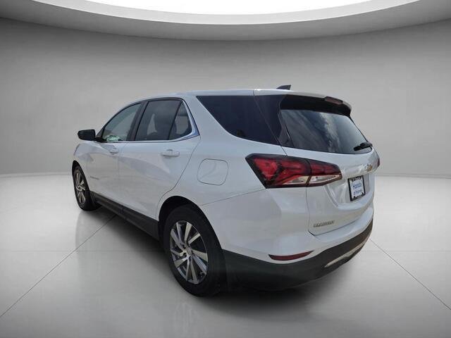 Used 2023 Summit White Chevrolet LT image 3