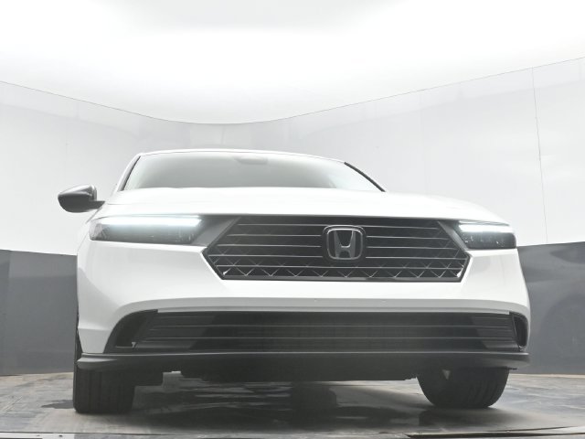 New 2026 Platinum White Pearl Honda SE image 35