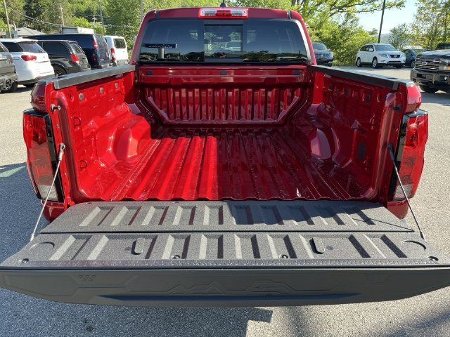 2026 Chevrolet Colorado photo 22 of 35